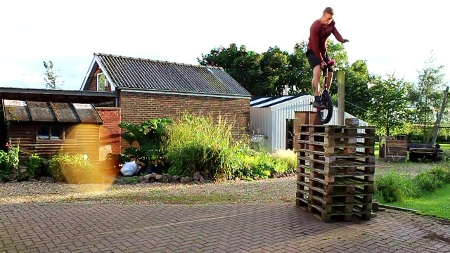 TOP FIVE: Basketball Dunks, Martial Arts & Extreme Unicycle | PEOPLE ARE AWESOME 2016
