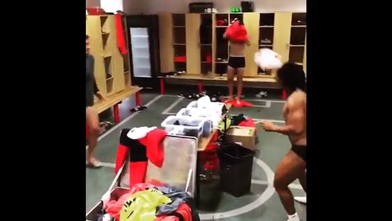 Nicklas Bendtner shows of his skills in the dressing room