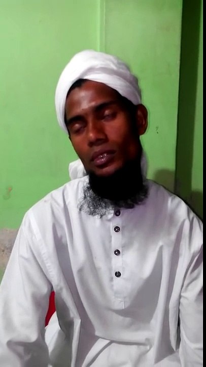 هذا الشاب كان هندوسيا اسلم على ايدي الاحباب والتزم بالدعوة والتبليغ ، بفضل الله عزوجل ، جهد الدعوة والتبليغ في بنغلاديش