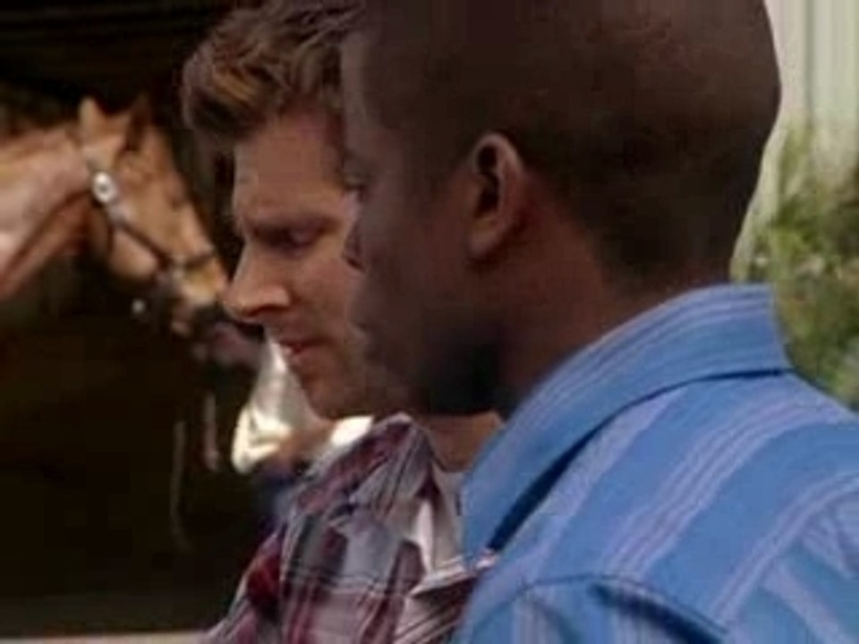 Scene from Aug 10 Episode of PSYCH on USA