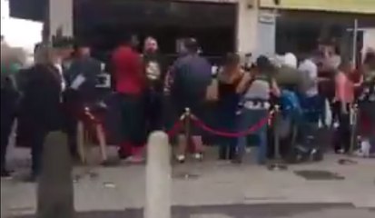 Londoners Line Up for Hours to Get a Taste of In-N-Out Burger