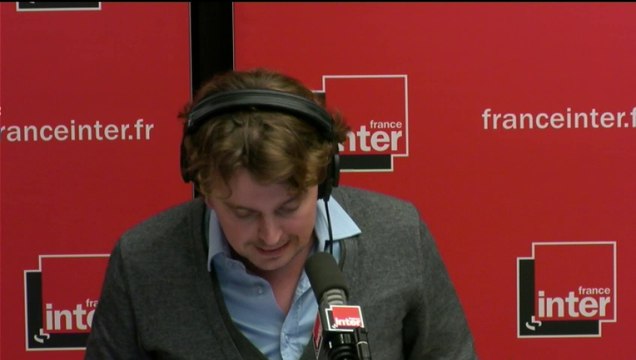 La liaison entre Marion Cotillard et Brad Pitt- Si tu écoutes le sketch