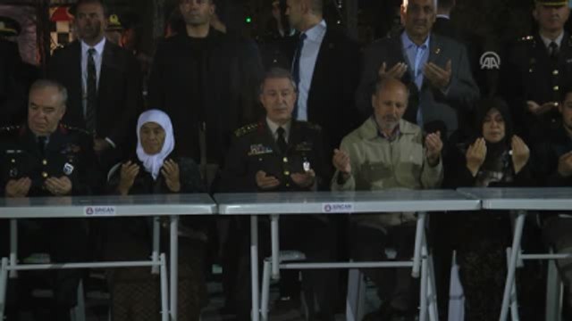 Genelkurmay Başkanı Akar'dan Şehit Tankçı Uzman Onbaşı Türkoğlu'nun Ailesine Taziye Ziyareti