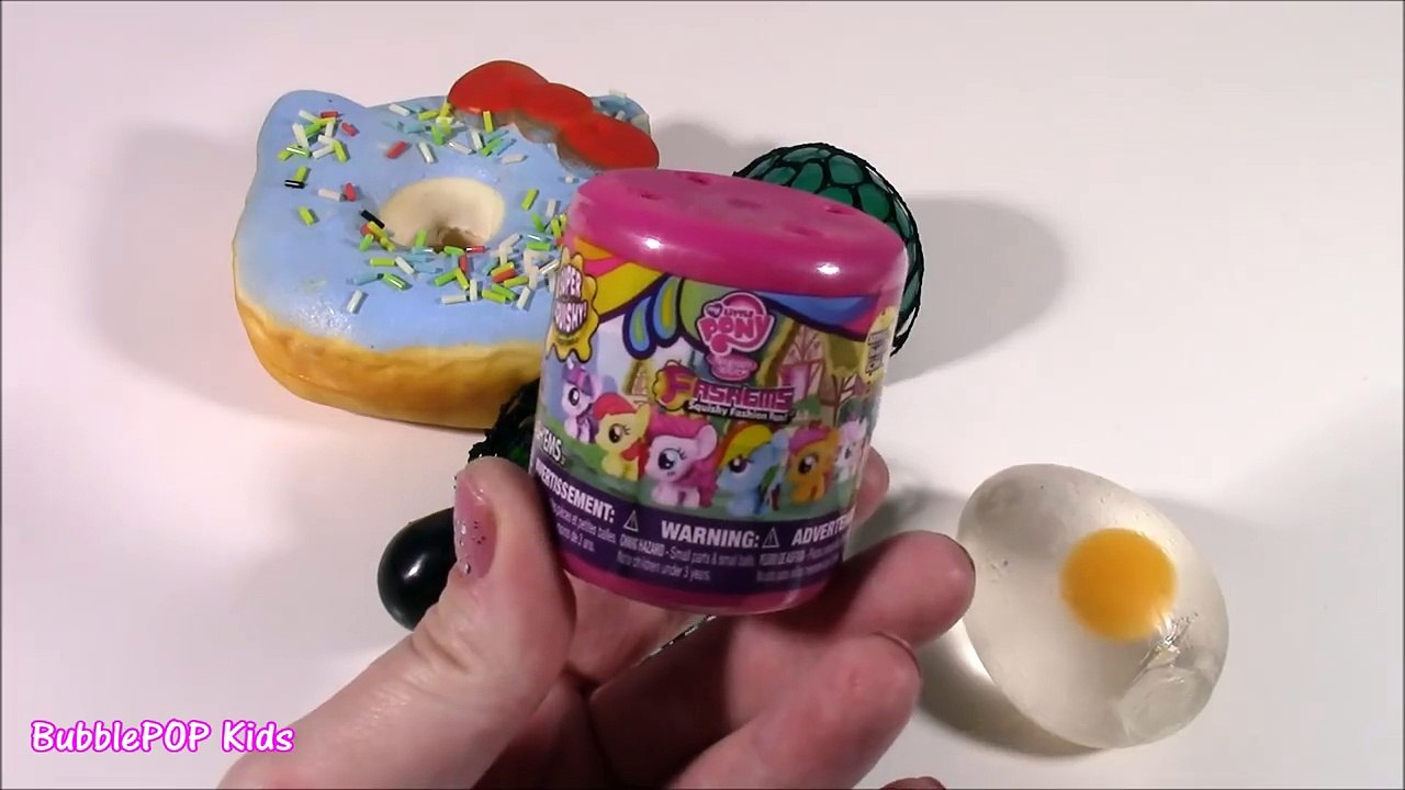 Cutting Open Squishy Mesh SLIME BALLS! Cutting Open Kawaii Squishy Fashem & Water BALL