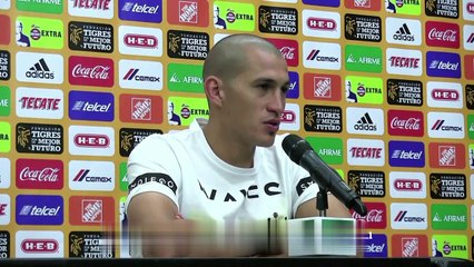 Conferencia de prensa con Torres Nilo