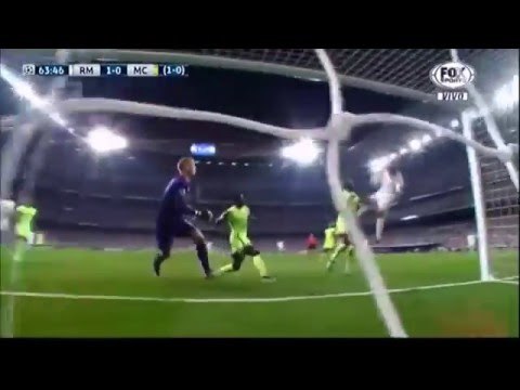 Cristiano Ronaldo: Marca Golo com as Mãos!