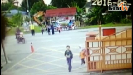 Trailer speeds through red light, kills student in front of school