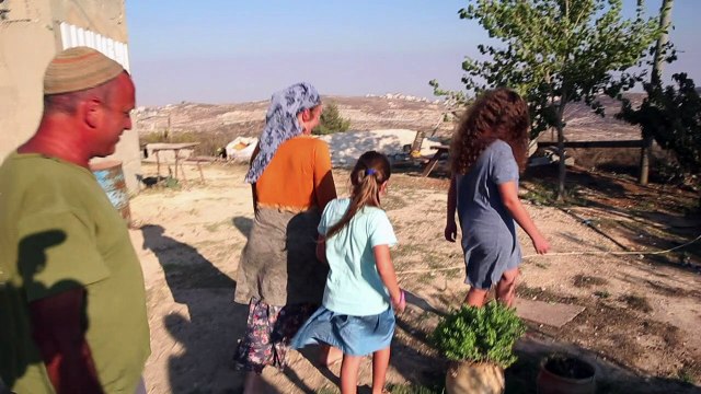 Israeli settlers make last stand on a West Bank hill