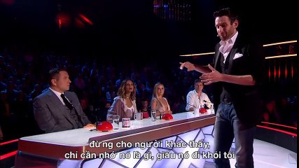 Ảo thuật gia biến ra trực thăng ngay trên sân khấu