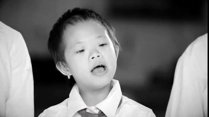 Clip cảm động - Con không thể chào đời vì bố vẫn mãi hút thuốc và bia rượu