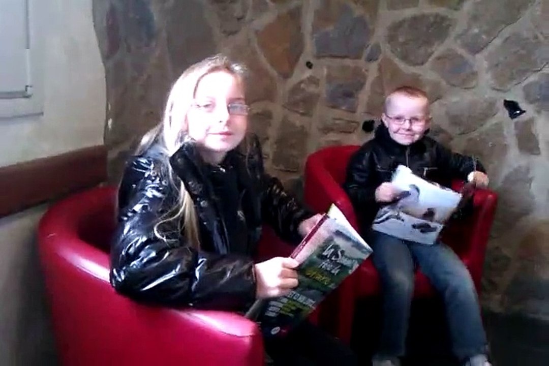 NOUS 4 CHEZ LE DENTISTE