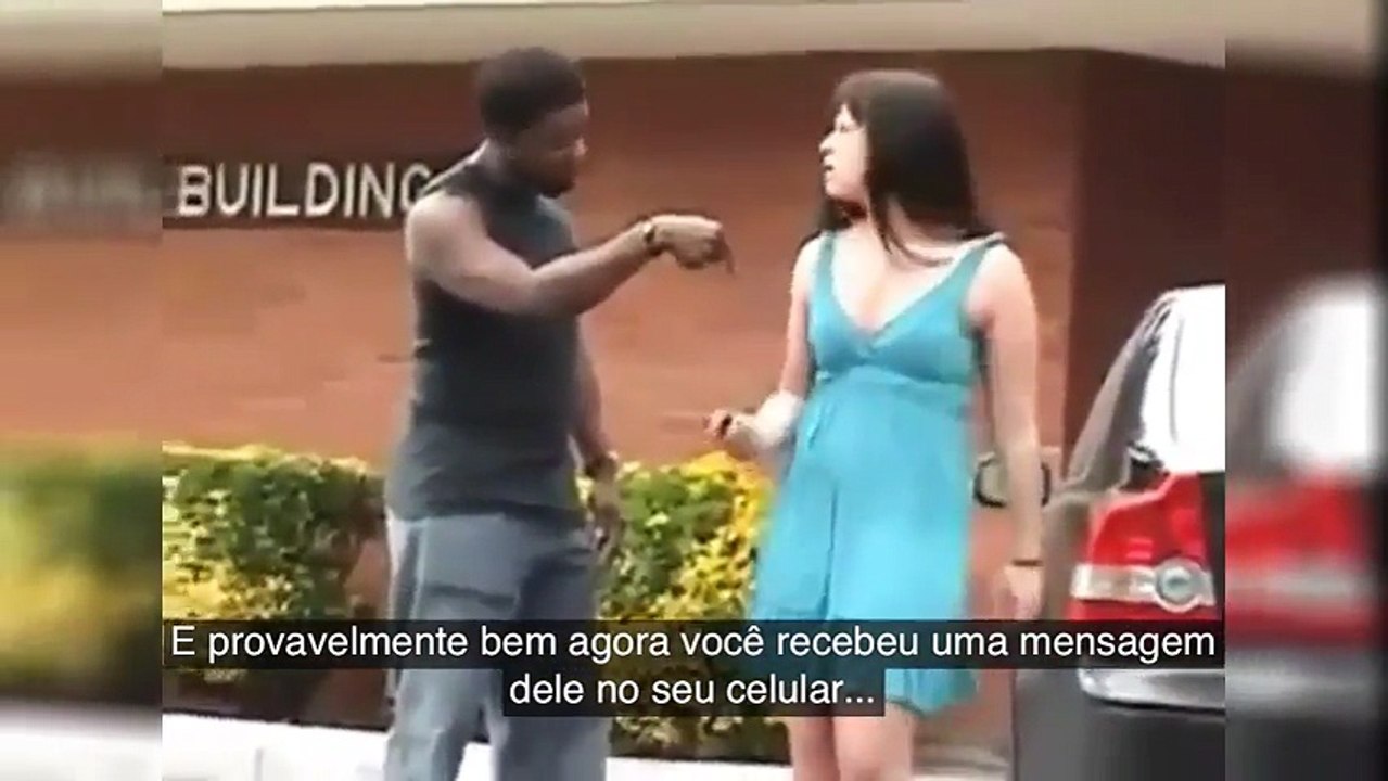 Ele ia bater na namorada, mas o Homem Aranha chegou!! Ahahah