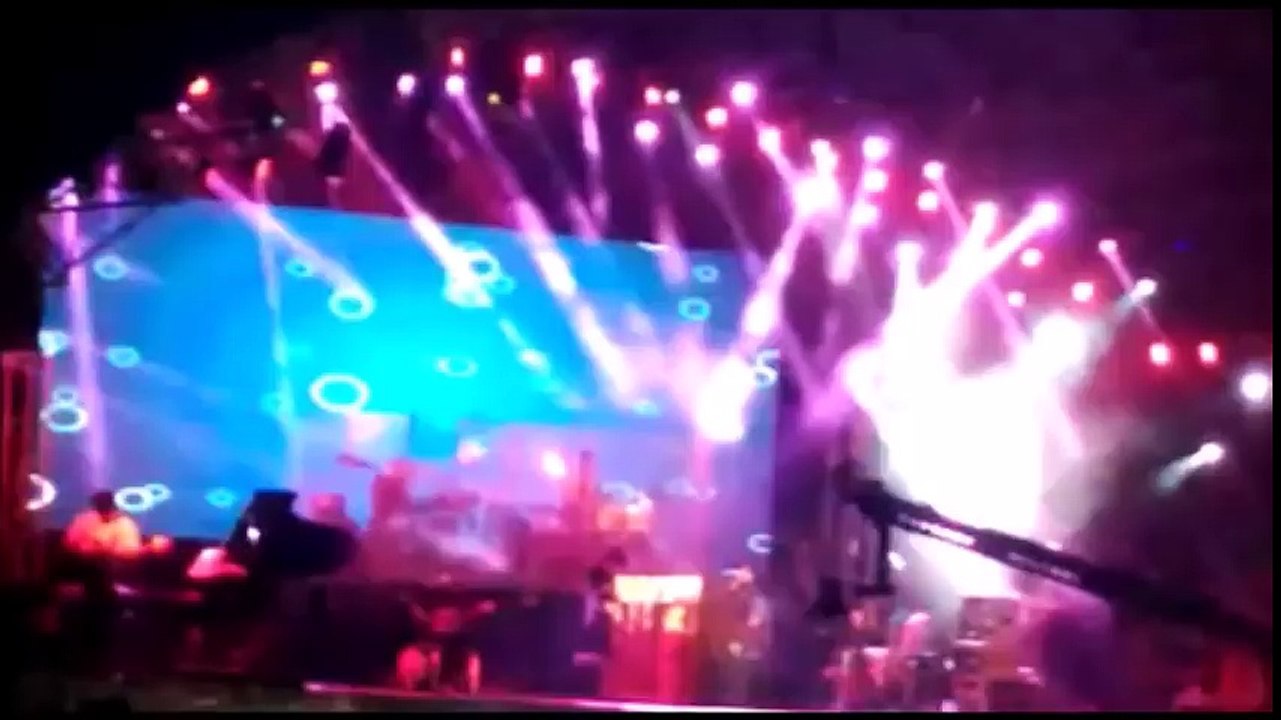 Ae dil hai mushkil full song -Arijit singh live _ Guwahati 18-SEP-16