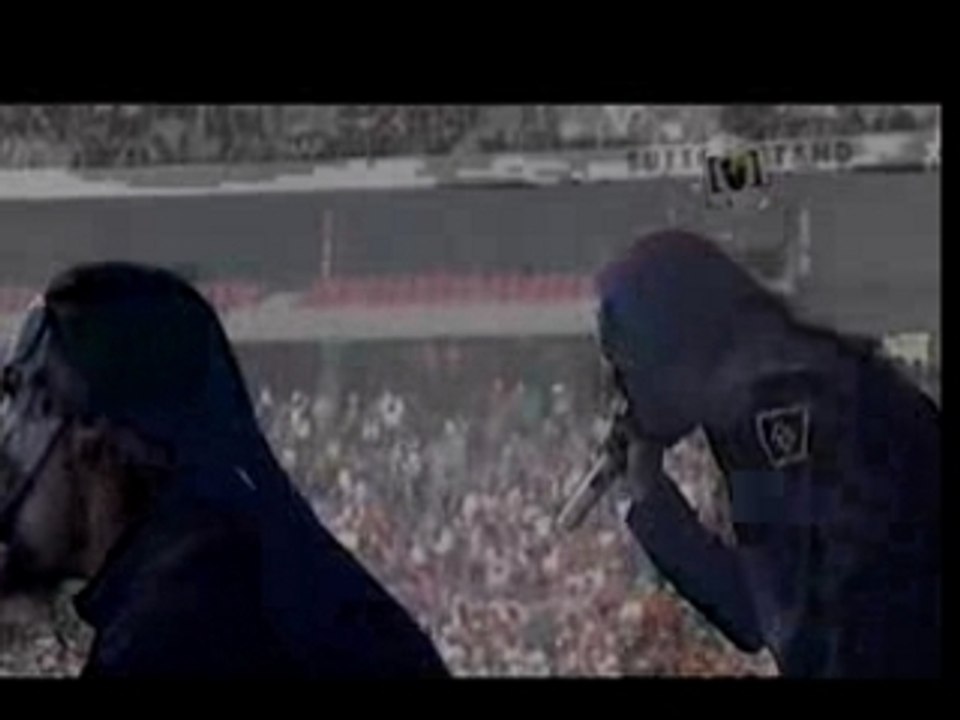 Surfacing live au big day out