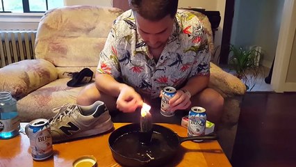 Il mange un cactus enflammé