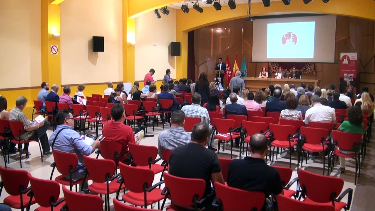 Presentación de la nueva revista C&E (Comercio & Empresa)