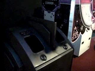 La poubelle qui fait du bruit