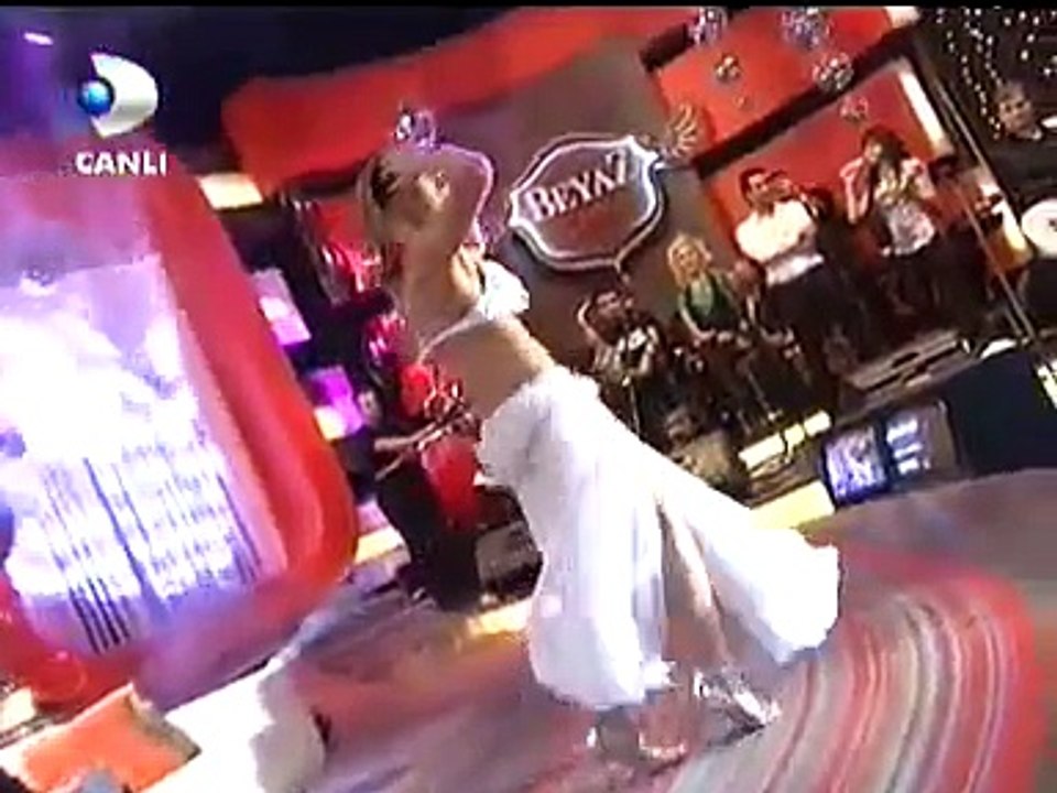 Asena - Beyaz Show