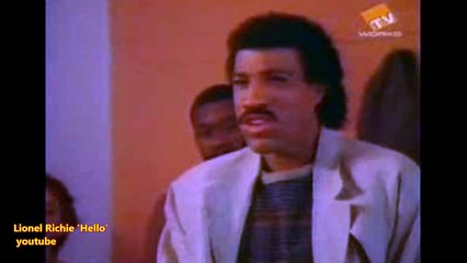 Time Out for AWESOME 'LOVE SONG' MUSICAL BREAK 'Lionel Richie - Hello'