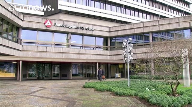 ЕЦБ: занятость в еврозоне восстанавливается, но есть проблемы