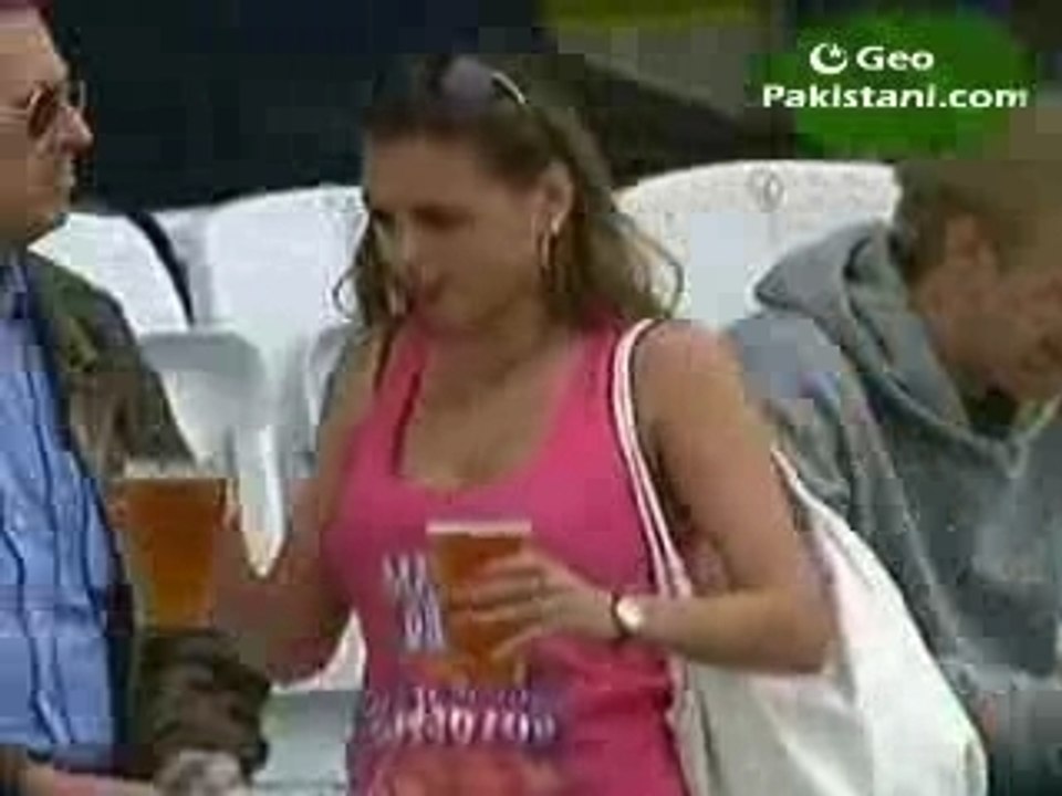 Funny Moments of Summer Cricket 2006 from England