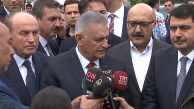 Başbakan Yıldırım Katıldığı Cenaze Töreni Sonrarı Sorulara Cevap Verdi