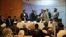 El segundo grupo insurgente y el Gobierno afgano firman la paz en Kabul