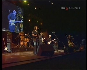 88 - The Singing Guitars - 'Overseas Is Fair Weather'