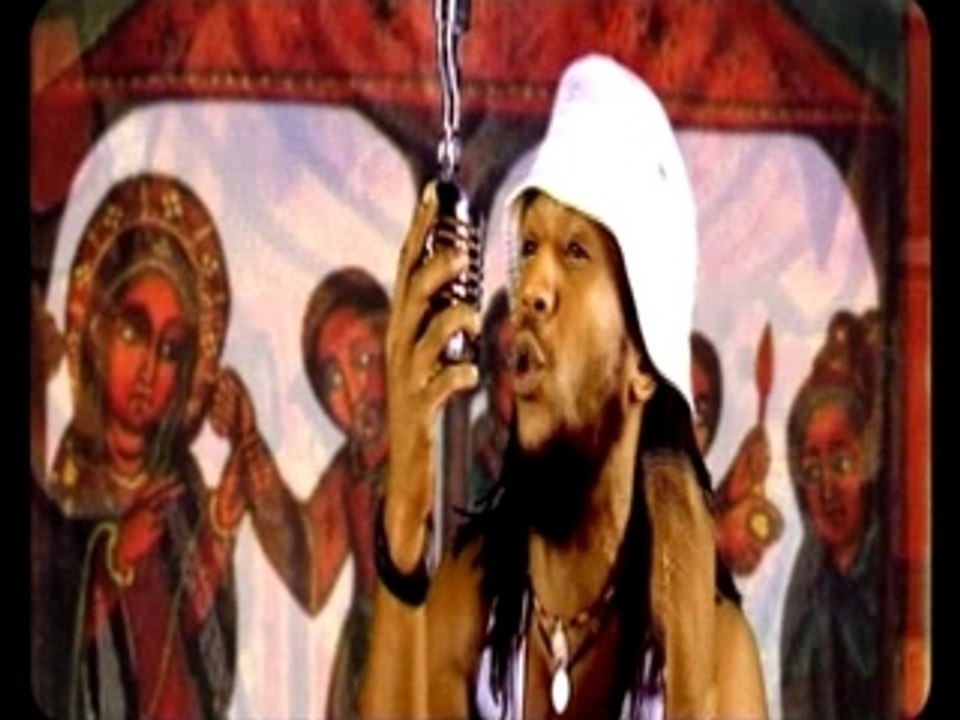 Tiwony & Typical Féfé - Jamais Le Mal Ne L'Emporte