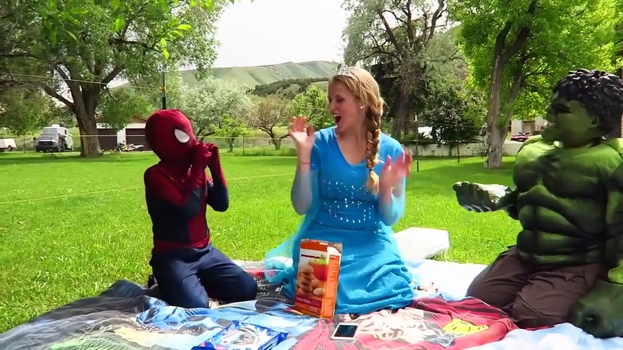 UGLY FROZEN ELSA Loses Her Hair w_ Spiderman vs Joker, Pink Spidergirl Mermaid Superhero Compilation-0P4GoVA7_I8 1