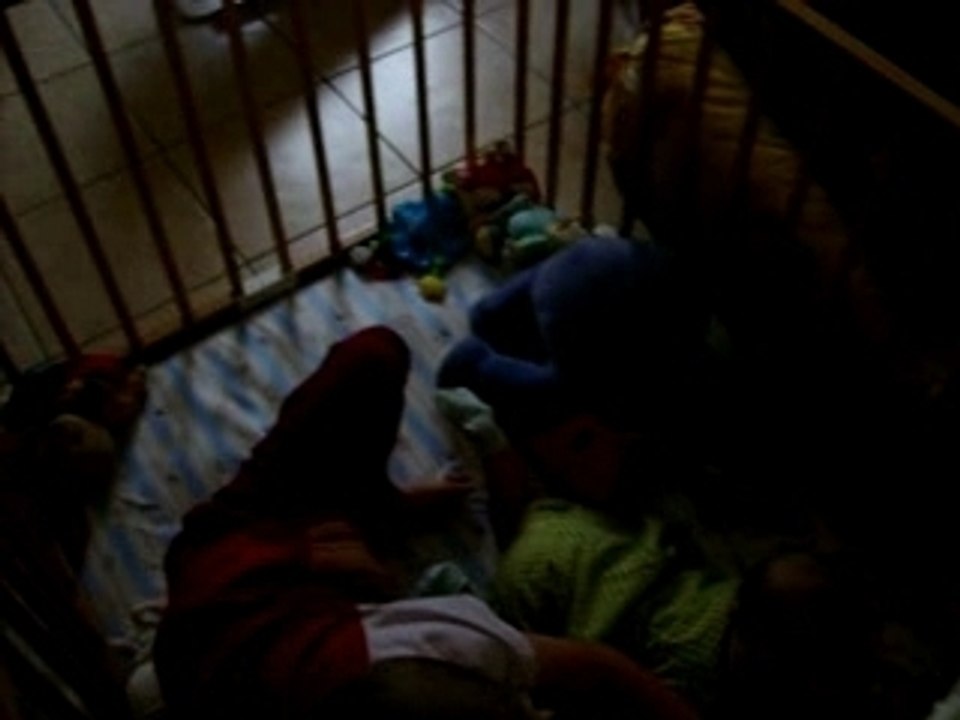 Camille rit aux éclats