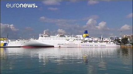 Греческие моряки хотят сохранить надбавки к пенсиям