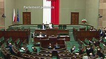 Pologne : adversaires et partisans de l'avortement s'affrontent au parlement