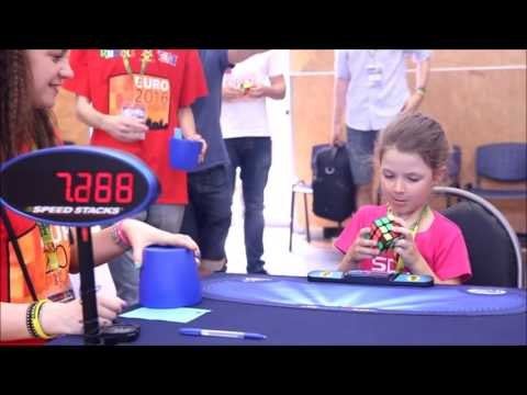 Romanian Girl Solves Rubik's Cube Challenge in 41 Seconds