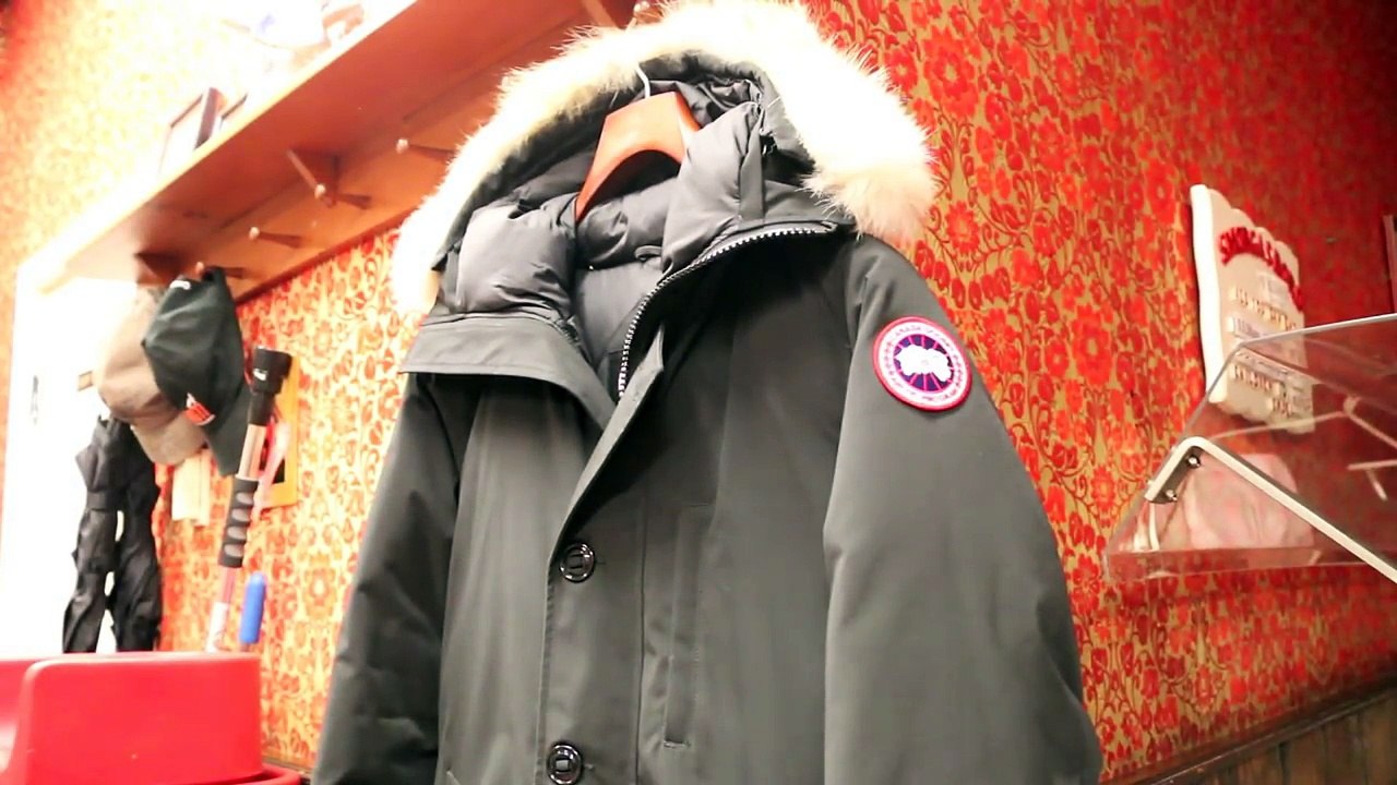Best Urban Winter Jacket - Canada Goose Chateau Parka - 3 YEAR Updated Review!