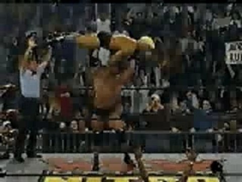 wcw Goldberg destroys Ric Flair