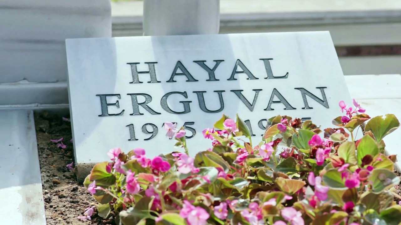 Paramparça 72. Bölüm | Cihanın Canını Alamadın Onu da Ben Alacağım!