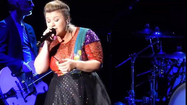 MV Cover - Kelly Clarkson sing blank space