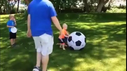 25/7 - Người cha phũ phàng nhất