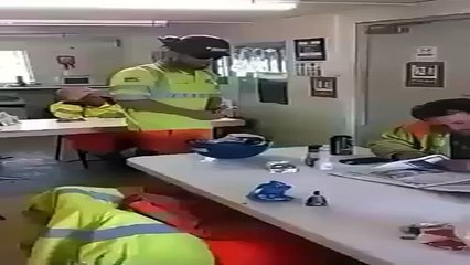 24/7 - Bạn thân là thằng bạn khó đoán