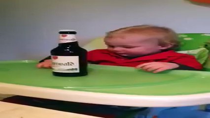 23/7 - Chú bé 3 tuồi đòi uống bia