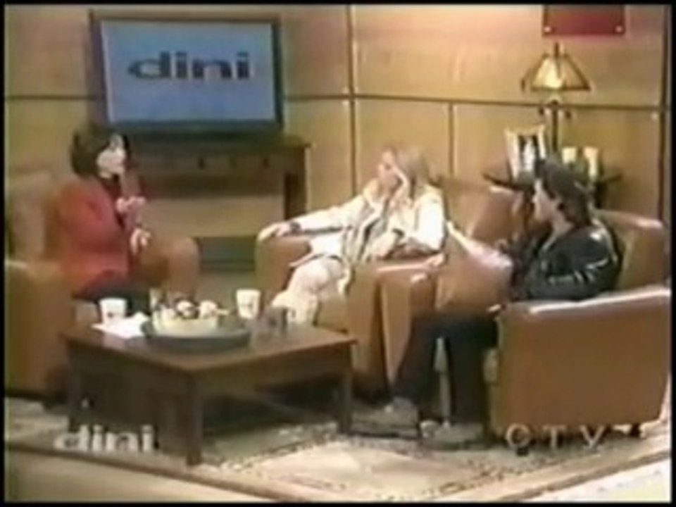 Roy Dupuis and Peta Wilson "Dini Petty Show" 2°part - 1999