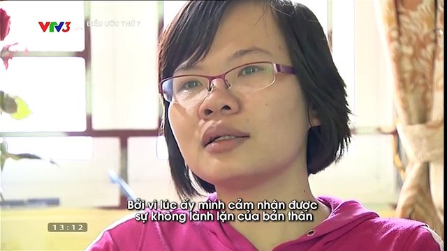 Người chồng cõng vợ đi khắp thế gian gây xúc động 1