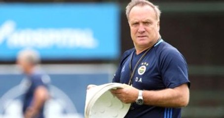 Advocaat'tan Volkan Şen'e: Şutlarını Geliştirirsen Yıldız Olursun