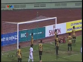 Tuyết Dung 2 siêu phẩm từ chấm phạt góc