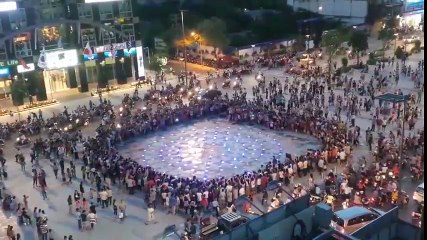 Phố đi bộ Nguyễn Huệ