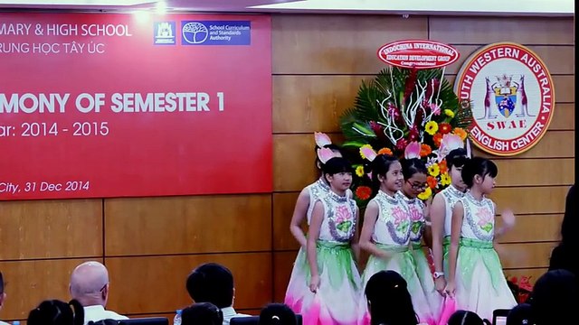 Múa Sen - Phương Mỹ Chi & Các Bạn