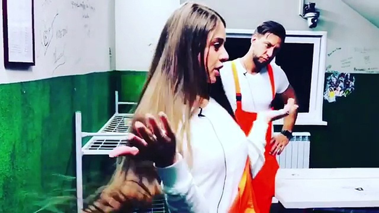 Рапунцель посадили