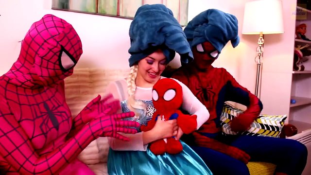 Spiderman, Frozen Elsa & Pink Spidergirl w_ Doctor! Spiderbaby is sick! Superheroes in Real Life -)- part 10