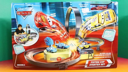 Disney Pixar Cars Lightning McQueen Races And Crashes On The Piston Cup Starter Set